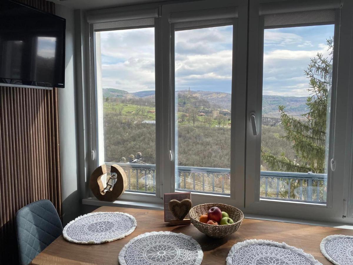 Tsarevets Panorama Leilighet Veliko Tŭrnovo Eksteriør bilde
